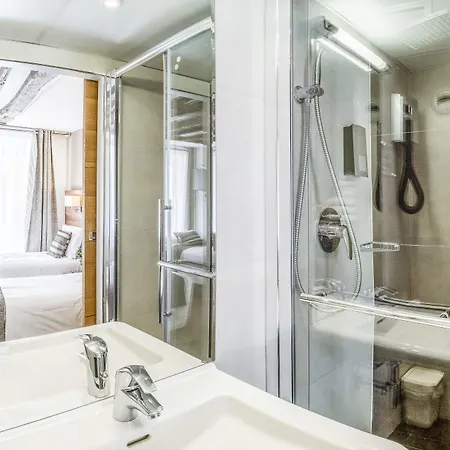 Hotel Chabrol Opera Paris