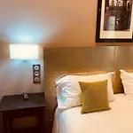 Otel Chabrol Opera