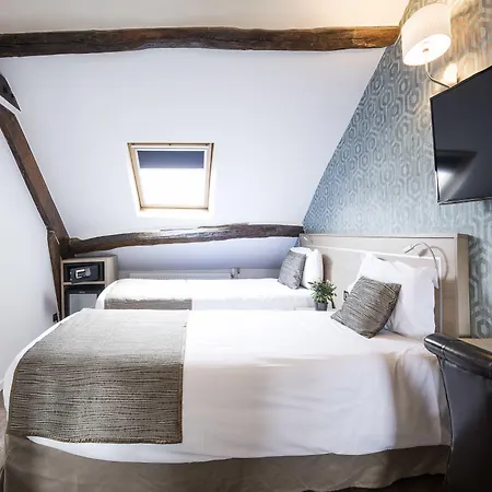 シャブロル オペラ ホテル