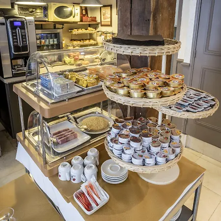 Chabrol Opera מלון פריז