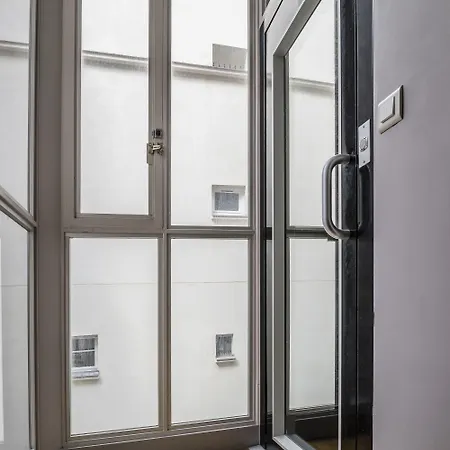 シャブロル オペラ