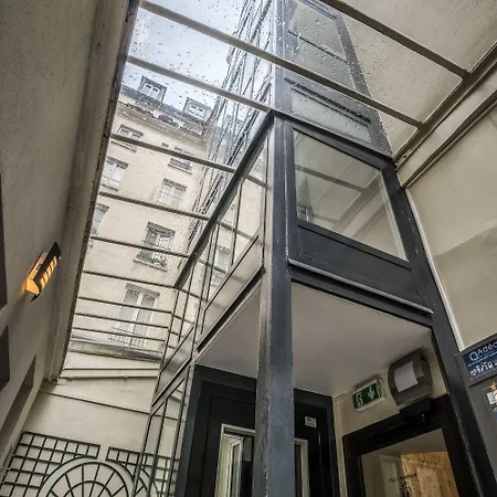 Hotel Chabrol Opera Paris