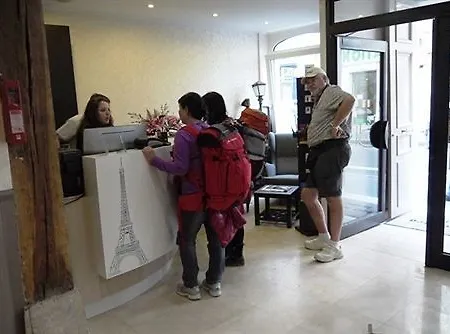 Chabrol Opera פריז