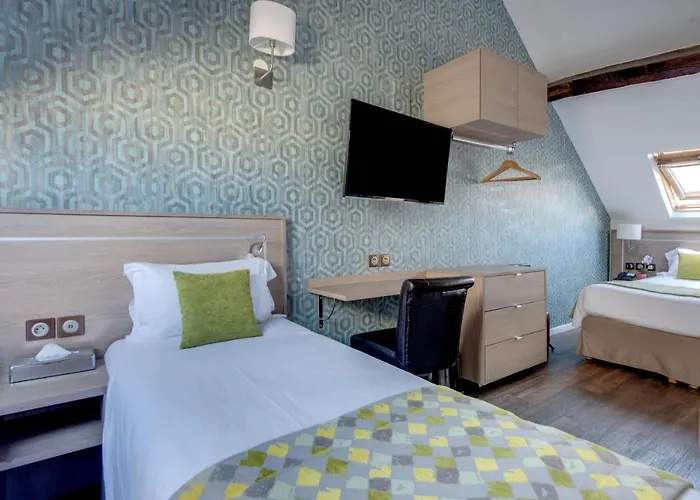 Chabrol Opera Otel Paris