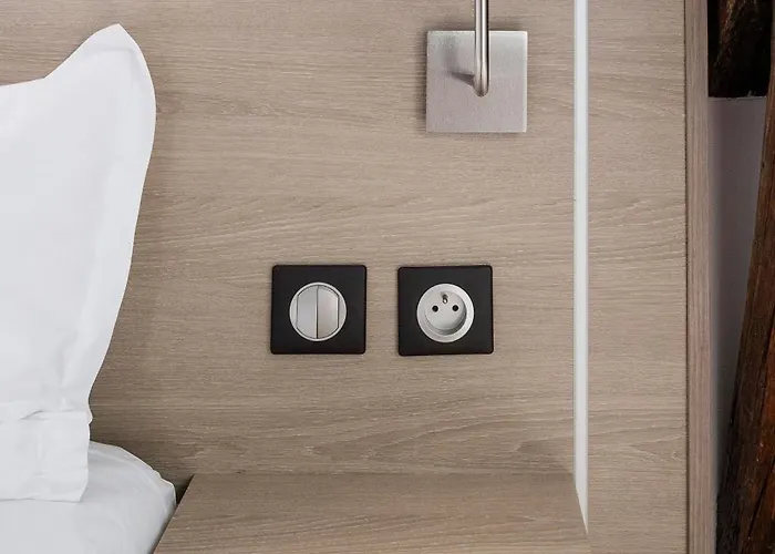 Chabrol Opera Hotel Paris