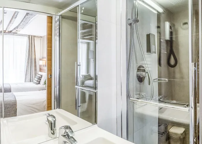 Hotel Chabrol Opera Paris