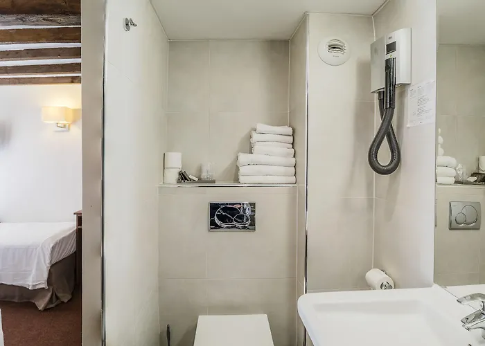 Hotel Chabrol Opera 3*