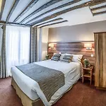 Chabrol Opera Hotel