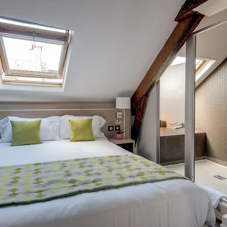 Chabrol Opera Hotell Paris