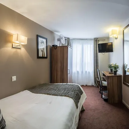 Chabrol Opera Hotell 3*