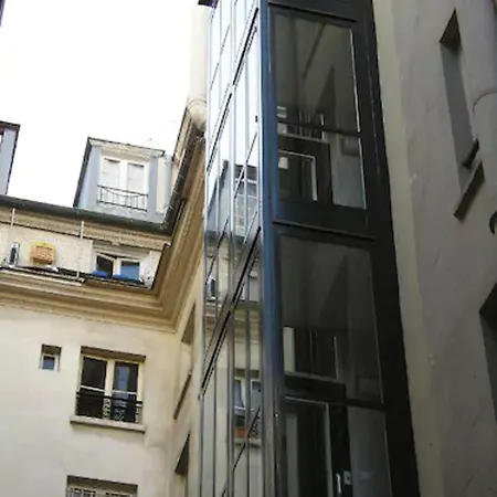 Chabrol Opera Paris