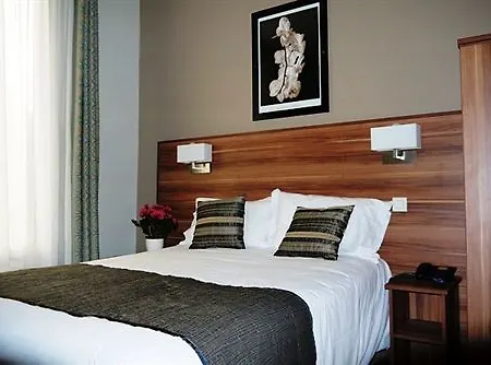 Hotell Chabrol Opera