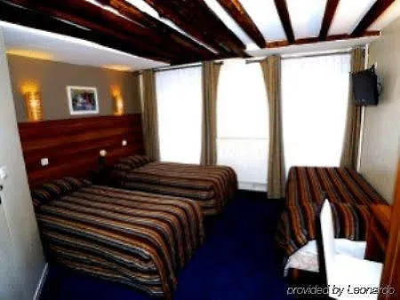 Hotell Chabrol Opera 3*
